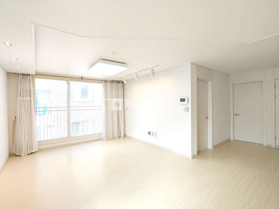 경기 광주시 신현동 ｜안심전세보증보험｜엘베있는2층｜채광아늑한집｜ 전세 매물번호 10409 사진 1