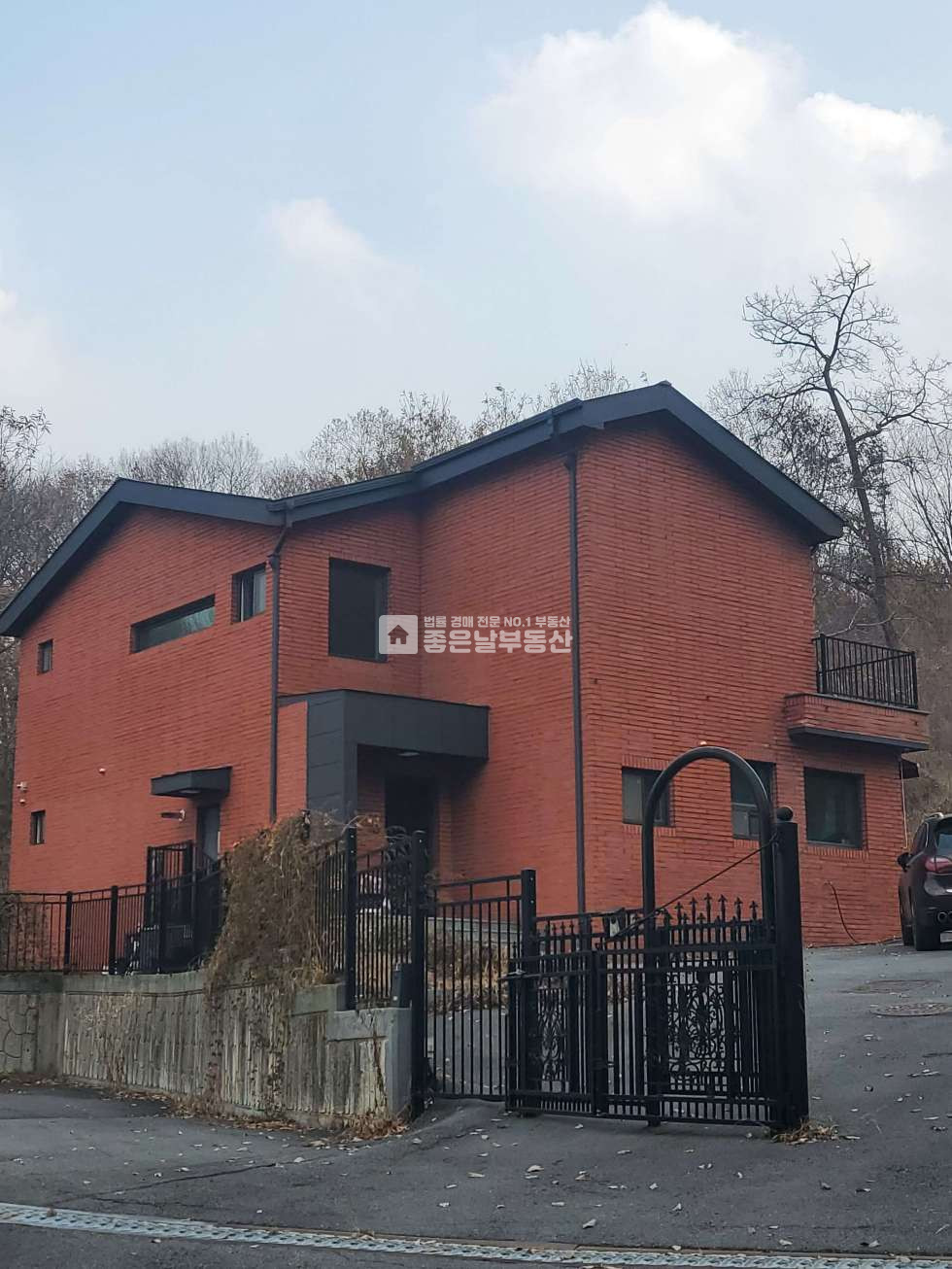 경기 광주시 능평동 ㅣ대지 249평 평지ㅣ넓은 마당 숲세권 ㅣ관리잘된 준신축급ㅣ 매매 매물번호 11336 사진 1